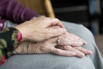 Doença de Alzheimer: o que é, sintomas e tratamento